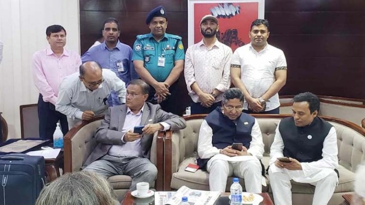 বিজেপি’র আমন্ত্রণে ভারতে আওয়ামী লীগের প্রতিনিধি দল