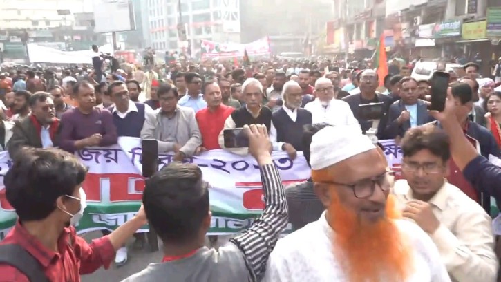 নয়াপল্টনে বিএনপির বিজয় শোভাযাত্রা