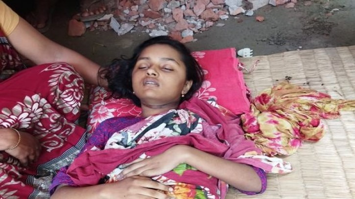 পাইকগাছায় স্কুল ছাত্রীর ঝুলন্ত লাশ উদ্ধার