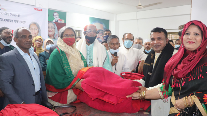 বছরের শুরু থেকেই সিডিউল করে বই বিতরণ হবে: শিক্ষামন্ত্রী