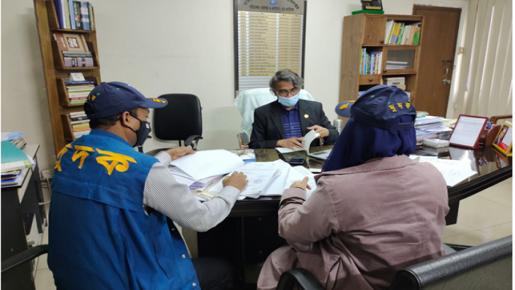 নিয়োগের অনিয়ম খুঁজতে মাউশিতে দুদকের অভিযান