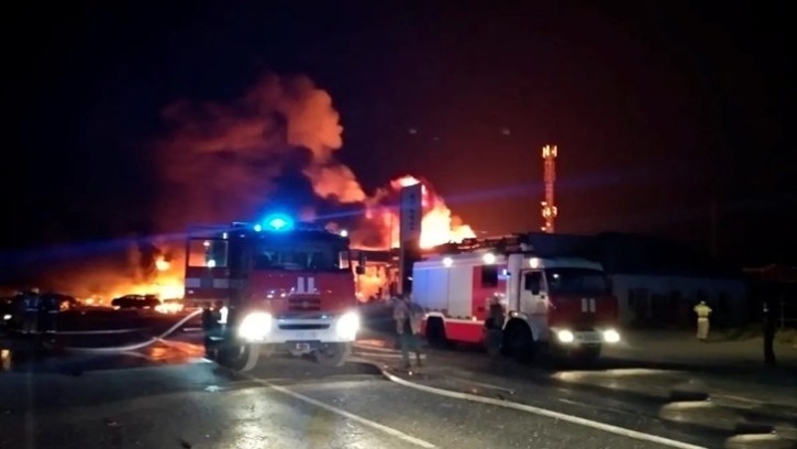 রাশিয়ার দাগেস্তানে পেট্রোল পাম্পে বিস্ফোরণ, নিহত ২৫