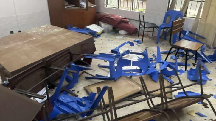 ঢাবির ৫টি ছাত্রী হলকে ছাত্র রাজনীতিমুক্ত ঘোষণা, অন্যগুলোতেও চলছে তৎপরতা