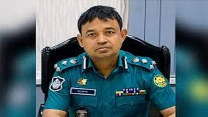 পুলিশ কর্মকর্তা হারুন ও তার স্ত্রীর বিদেশযাত্রায় নিষেধাজ্ঞা