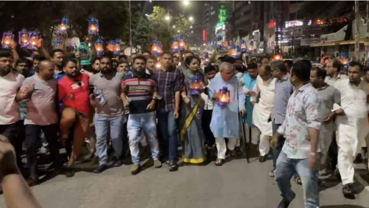 রাজধানীতে রিজভীর নেতৃত্বে হারিকেন মিছিল