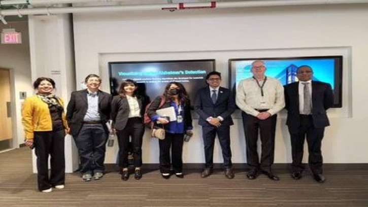 ক্যালিফোর্নিয়ার্ বিশ্ববিদ্যালয়ের সুপার কম্পিউটিং  ল্যাব পরিদর্শন করলেন  পলক