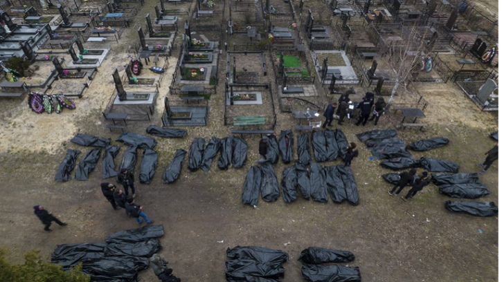 রুশ সামরিক হামলা ‘গণহত্যা’ : ইউক্রেন