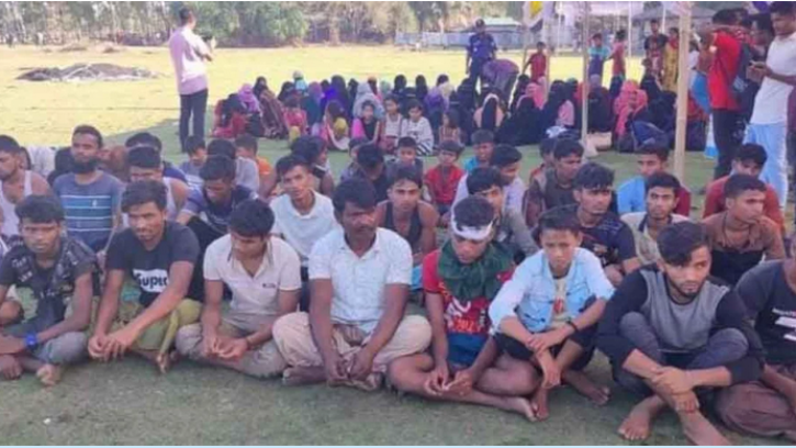 মালয়েশিয়ায় যাওয়ার পথে সোনাদিয়া দ্বীপে ১৩৫ রোহিঙ্গা আটক