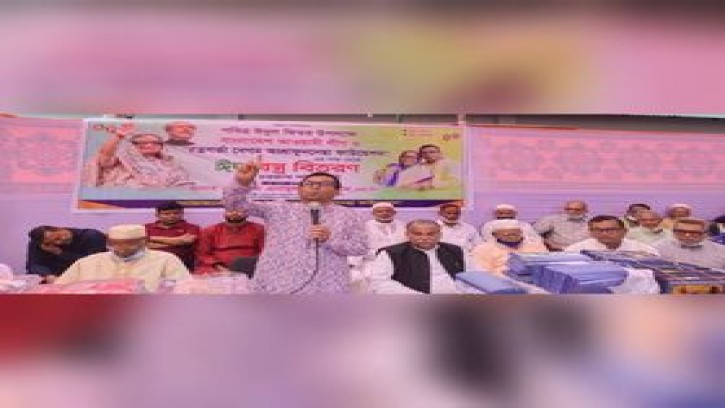 ঘরের ভিতর ইদুর রেখে ঐক্য করে লাভ নেই: এনামুল হক শামীম