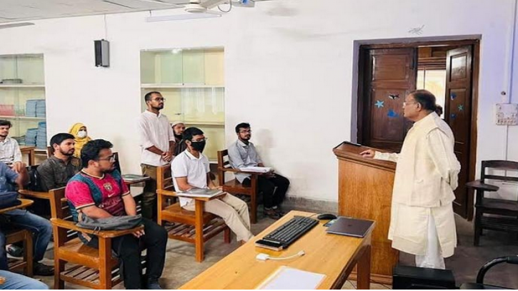  ফের সরাসরি ক্লাস নিচ্ছেন ড. হাছান মাহমুদ