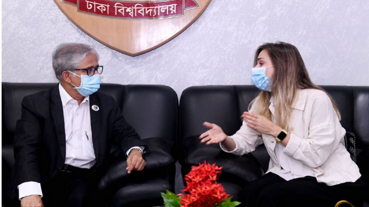 ঢাবি উপাচার্যের সঙ্গে স্পেনের ভারপ্রাপ্ত রাষ্ট্রদূতের সাক্ষাৎ