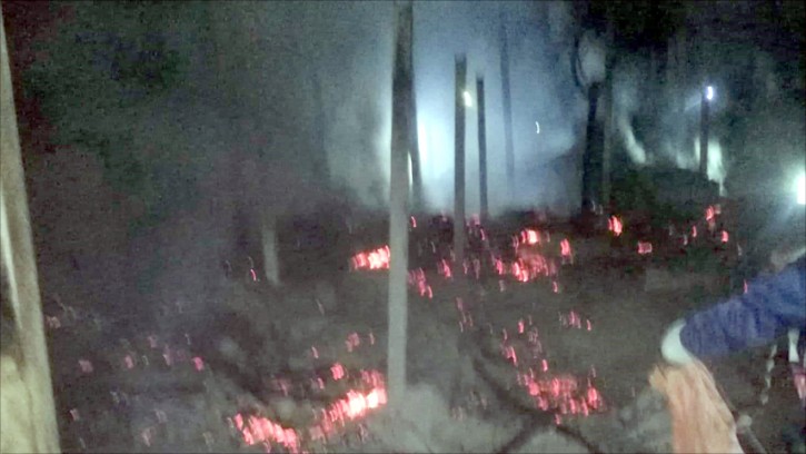 শিবগঞ্জে মশা তাড়ানোর আগুনে পুড়ল ৬ ঘর