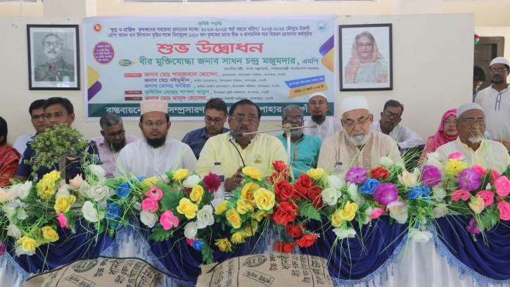 চাল আমদানি নয় ভবিষ্যতে আমরা রপ্তানি করবো : খাদ্যমন্ত্রী 