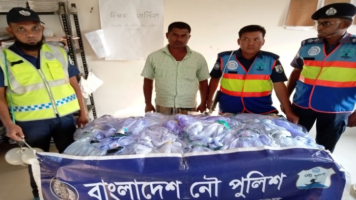 হাতিয়ায় অবৈধ কারেন্ট জাল সহ ব্যবসায়ী আটক