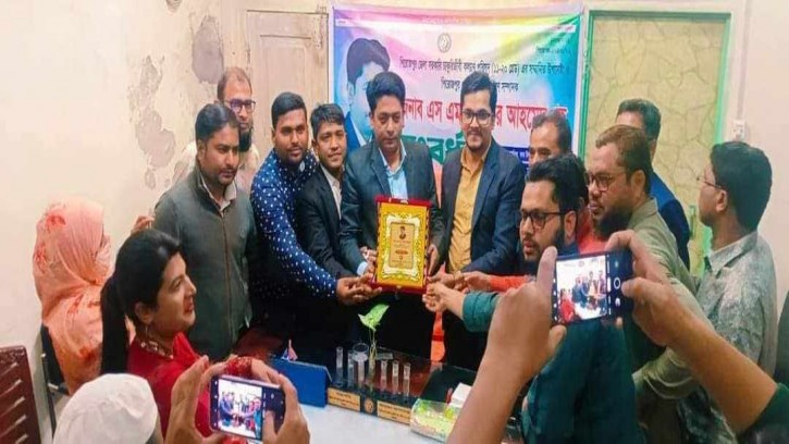 পিরোজপুর প্রেসক্লাব সম্পাদককে সংবর্ধনা প্রদান