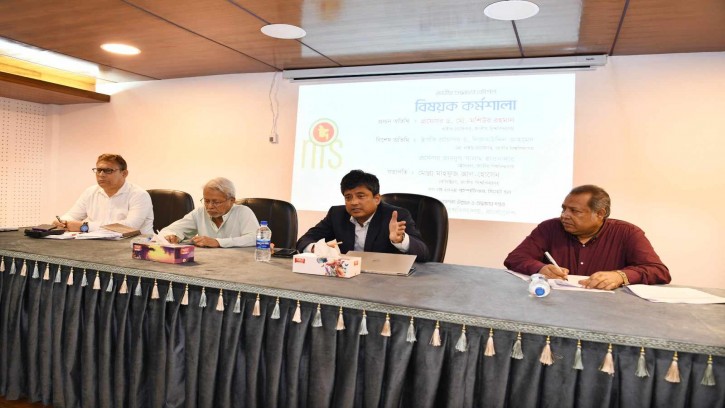 বৈশ্বিক চ্যালেঞ্জ মোকাবেলায় দক্ষতা বাড়ানোর বিকল্প পথ নেই: উপাচার্য মশিউর রহমান