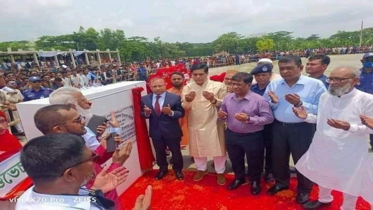 অধ্যক্ষ নজরুল ইসলাম কলেজের ভিত্তিপ্রস্তর উদ্বোধন করলেন স্থানীয় সরকার মন্ত্রী