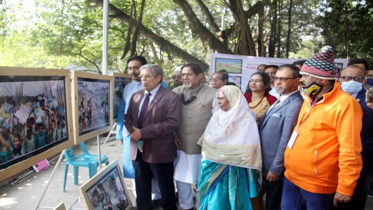 ফোজিত শেখ বাবুর একক আলোকচিত্র প্রদর্শনী শুরু  