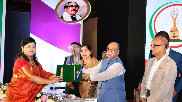 জাতীয় উৎপাদনশীলতা পুরস্কার লাভ করল যেসব প্রতিষ্ঠান