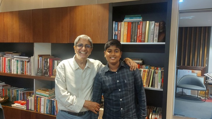 সাংবাদিক সেলিম জাহিদের ছেলেকে কাছে পেয়ে আবেগ আপ্লুত প্রথম আলো সম্পাদক