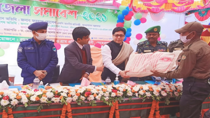 আনসার বাহিনী জনগণের কল্যাণে কাজ করছে: জনপ্রশাসন প্রতিমন্ত্রী