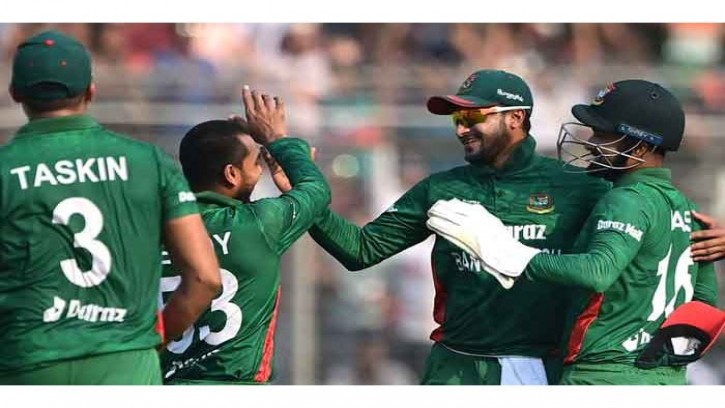  বিশ্ব চ্যাম্পিয়ন ইংল্যান্ডকে হারিয়ে সিরিজ জয় বাংলাদেশের