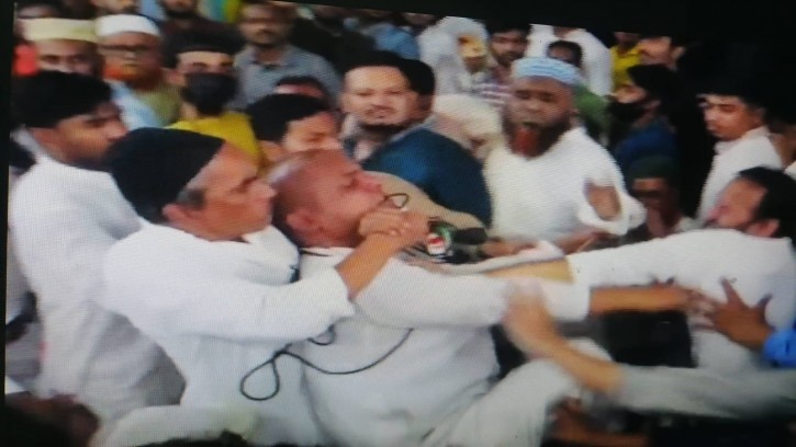 সাংবাদিকদের ওপর হামলার ঘটনায় যুবদলের তিন নেতা বহিষ্কার