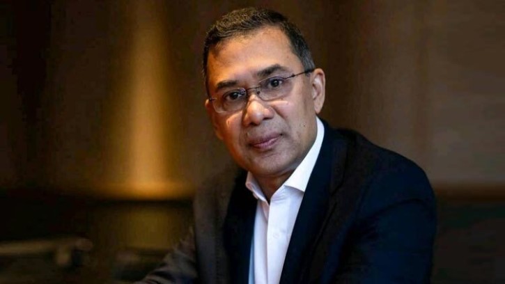 ক্যান্সার আক্রান্ত হেফাজত নেতা মাওলানা ফারুকী’র পাশে তারেক রহমান