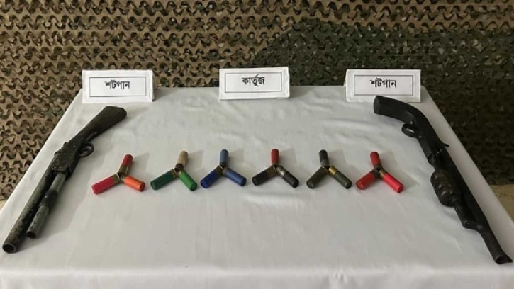 চট্টগ্রামে জলদস্যুদের গোপন আস্তানায় যা পেল সেনাবাহিনী