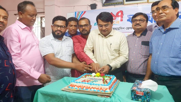 চরফ্যাশনে যায়যায়দিনের ১৭তম প্রতিষ্ঠাবার্ষিকী উদযাপন 