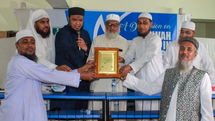 ‘মানবতার সেবার মাধ্যমে পাশ্চাত্যের দেশগুলোতে ইসলাম ছড়িয়ে পড়ছে’