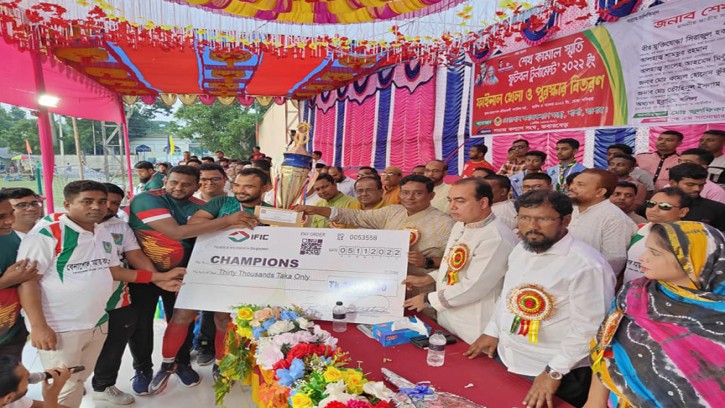 বেনাপোলে শেখ কামাল স্মৃতি ফুটবলের ফাইনাল খেলা ও পুরস্কার বিতরণ