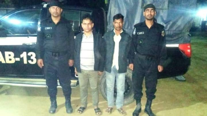 গোবিন্দগঞ্জে ১৫০ বোতল ফেনসিডিলসহ গ্রেফতার ২