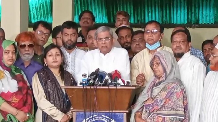 বন্যা কবলিত এলাকায় সরকারের ত্রাণ পৌঁছাচ্ছে না : ফখরুল