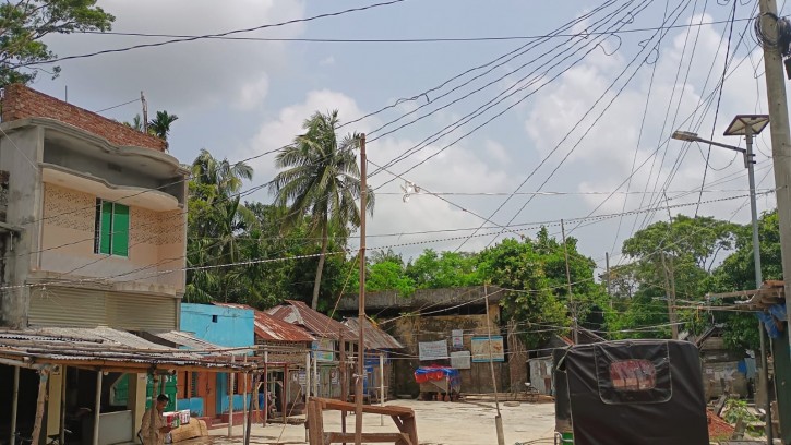 পিরোজপুরে পাওনা টাকা চাওয়ায় ব্যবসায়ীকে মারধর, দোকান ভাঙচুর