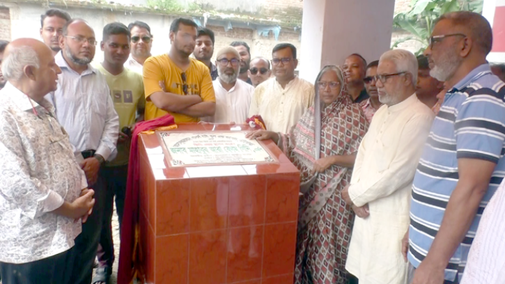 প্রতিটি শিক্ষাঙ্গনে দৃষ্টিনন্দন অবকাঠামো নির্মাণ করছে সরকার: হুইপ গিনি