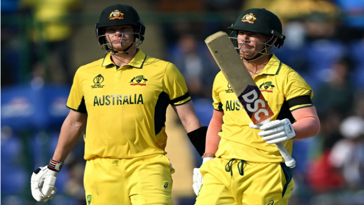 ওয়ার্নার-ম্যাক্সওয়েলের সেঞ্চুরিতে বিশ্বকাপে রেকর্ড জয় অস্ট্রেলিয়ার