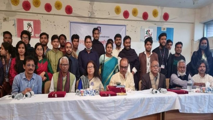 ইতিহাস থেকে শিক্ষা নেওয়ার আহবান আ স ম রবের