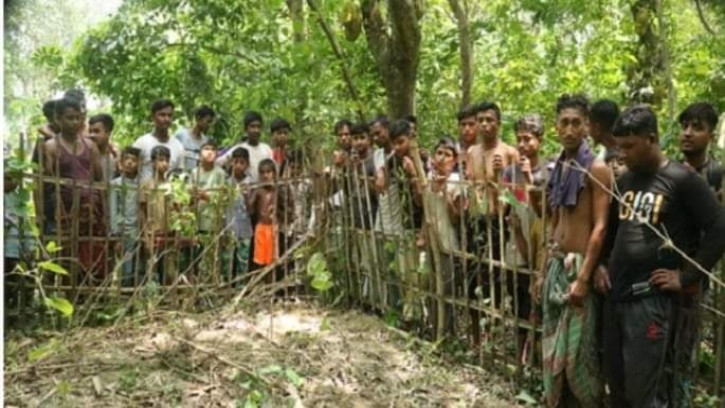 গোবিন্দগঞ্জে কঙ্কাল চুরির আতংক ৭টি কবর থেকে কঙ্কাল চুরি