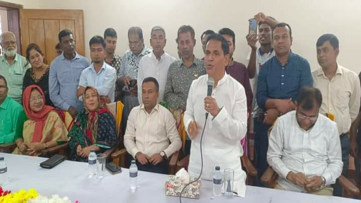 গোয়ালন্দে একাডেমিক ভবনের উদ্বোধন করলেন এমপি কাজী কেরামত আলী