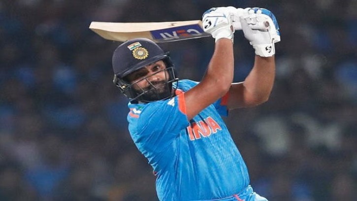 আন্তর্জাতিক ক্রিকেটে ছক্কার বিশ্বরেকর্ড রোহিতের