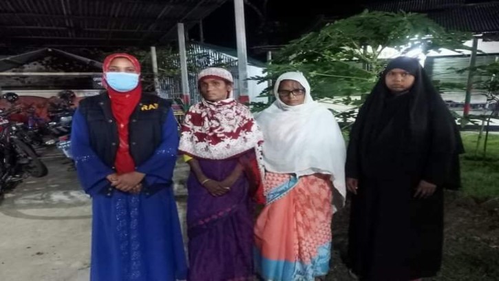 সাঘাটায় ১০০ বোতল ফেনসিডিলসহ ৩ মহিলা আটক