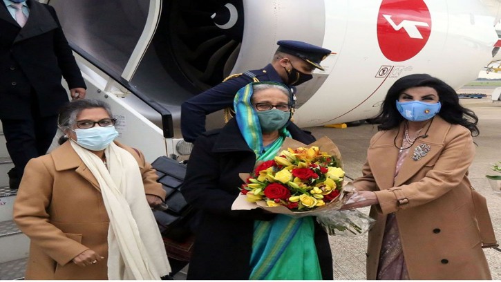 লন্ডন পৌঁছেছেন প্রধানমন্ত্রী শেখ হাসিনা