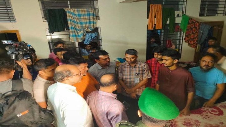 বন্যা পরিস্থিতি পর্যবেক্ষণে যুব ও ক্রীড়া উপদেষ্টার কুমিল্লা ও নোয়াখালী সফর