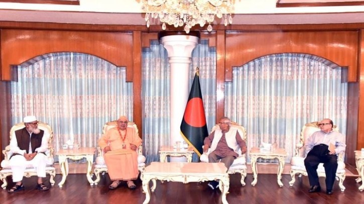 সরকার প্রতিটি নাগরিকের অধিকার রক্ষা করবে : ড. ইউনূস