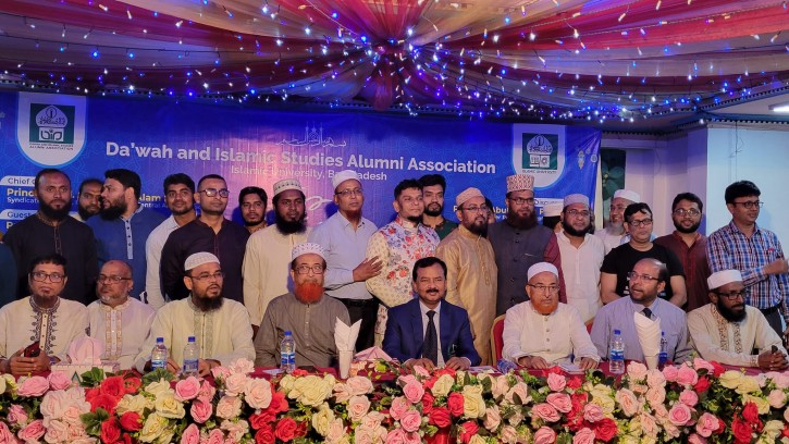 বিশ্ববিদ্যালয়কে এগিয়ে নিতে অ্যালামনাইয়ের গুরুত্ব অনেক: অধ্যক্ষ সাজু