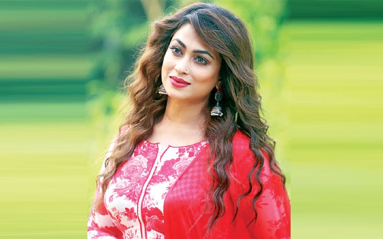 মা হলেন চিত্রনায়িকা পপি