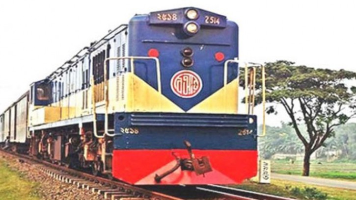 অর্ধেক যাত্রী নিয়ে ট্রেন চলাচল ১৫ জানুয়ারি থেকে