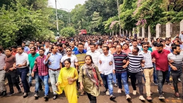 ছাত্রদলের নতুন কেন্দ্রীয় কমিটির শোডাউন ঢাবিতে 