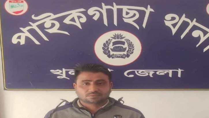 পাইকগাছায় ২শ‘ গ্রাম গাঁজাসহ এক যুবক গ্রেফতার